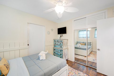 Villa ou maison à louer à Hallandale Beach, Floride: 3 chambres, 178.84 m2 № 2401826 - photo 4