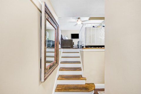 Villa ou maison à louer à Hallandale Beach, Floride: 3 chambres, 178.84 m2 № 2401826 - photo 10