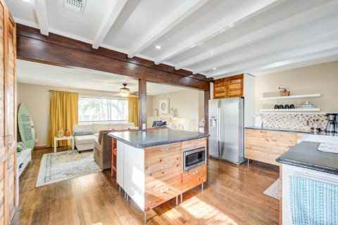 Villa ou maison à louer à Hallandale Beach, Floride: 3 chambres, 178.84 m2 № 2401826 - photo 19