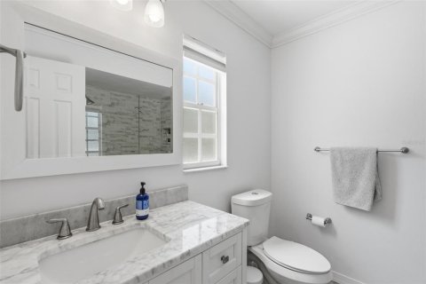 Casa en venta en Tampa, Florida, 4 dormitorios, 227.98 m2 № 2224751 - foto 10
