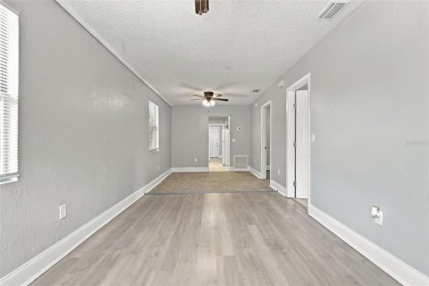 Casa en venta en Orlando, Florida, 3 dormitorios, 93.65 m2 № 2387431 - foto 4