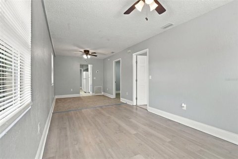 Casa en venta en Orlando, Florida, 3 dormitorios, 93.65 m2 № 2387431 - foto 5