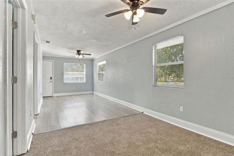 Casa en venta en Orlando, Florida, 3 dormitorios, 93.65 m2 № 2387431 - foto 12