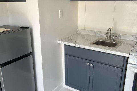 Commercial property in North Lauderdale, Florida 1 bedroom, 110.55 sq.m. № 2390584 - photo 4