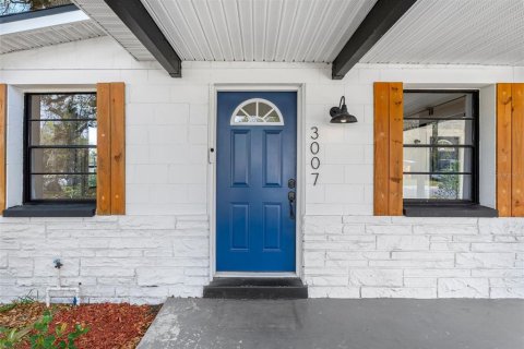 House in Tampa, Florida 3 bedrooms, 117.52 sq.m. № 2239435 - photo 5