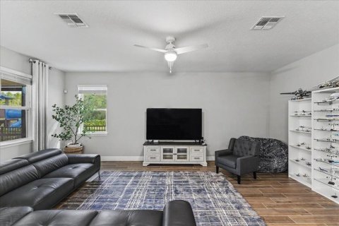 Villa ou maison à vendre à Daytona Beach, Floride: 4 chambres, 204.38 m2 № 2345173 - photo 14