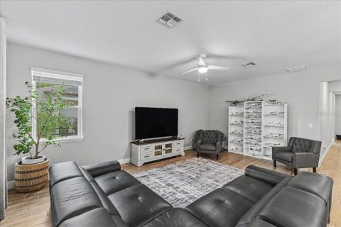 Villa ou maison à vendre à Daytona Beach, Floride: 4 chambres, 204.38 m2 № 2345173 - photo 15