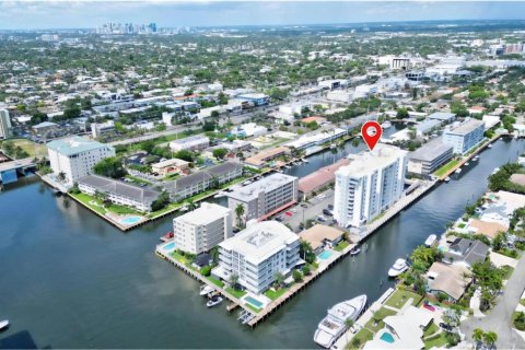 Condo in Fort Lauderdale, Florida, 2 bedrooms  № 2173769 - photo 9