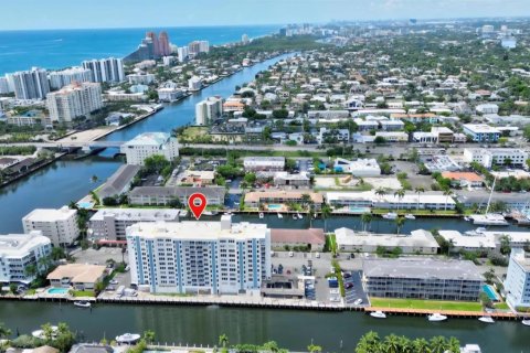 Condo in Fort Lauderdale, Florida, 2 bedrooms  № 2173769 - photo 5