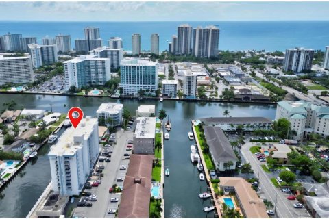 Condo in Fort Lauderdale, Florida, 2 bedrooms  № 2173769 - photo 6