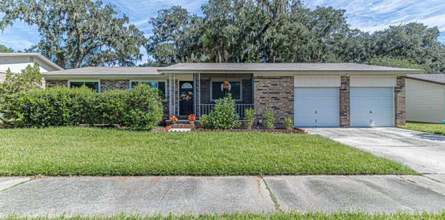 House in Jacksonville Beach, Florida 4 bedrooms, 154.68 sq.m. № 769201