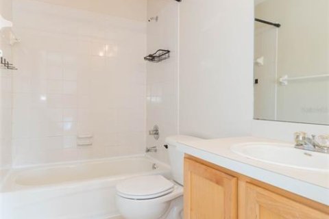 Adosado en venta en Tampa, Florida, 3 dormitorios, 126.72 m2 № 1881366 - foto 20