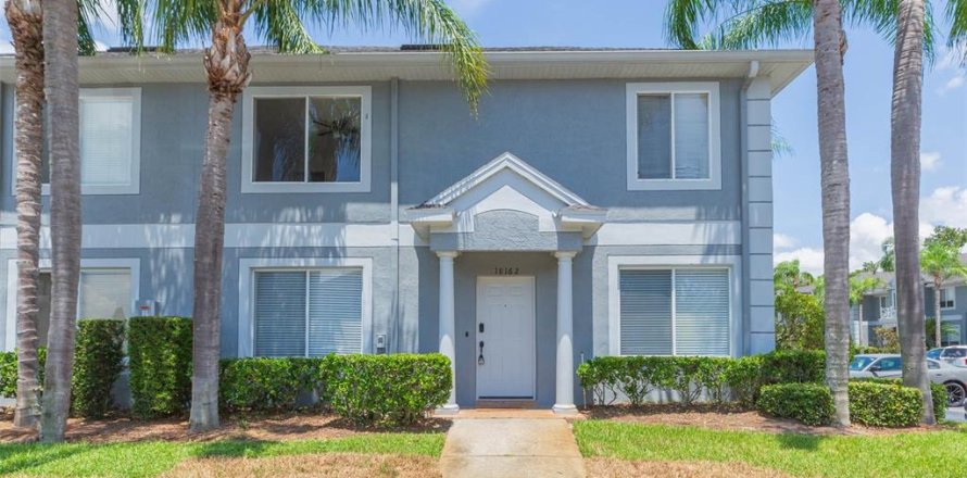 Adosado en Tampa, Florida 3 dormitorios, 126.72 m2 № 1881366