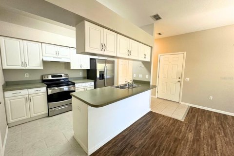 Copropriété à louer à Winter Haven, Floride: 2 chambres, 94.48 m2 № 2122844 - photo 4