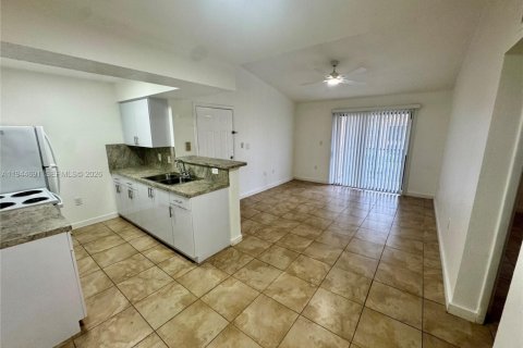 Copropriété à louer à Miami, Floride: 1 chambre, 54.63 m2 № 2001351 - photo 8