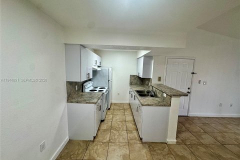 Copropriété à louer à Miami, Floride: 1 chambre, 54.63 m2 № 2001351 - photo 9