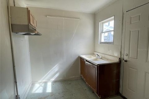Apartamento en alquiler en Lake Wales, Florida, 2 dormitorios, 55.74 m2 № 1750637 - foto 2