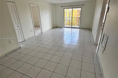 Снять в аренду кондоминиум в Майами, Флорида 2 спальни, 73.67м2, № 2028359 - фото 6