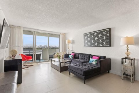 Купить кондоминиум в Майами-Бич, Флорида 2 спальни, 101.08м2, № 2055067 - фото 3