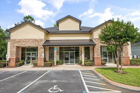 Commercial property in Lake Mary, Florida 455.22 sq.m. № 1771141 - photo 1