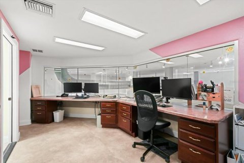 Commercial property in Lake Mary, Florida 455.22 sq.m. № 1771141 - photo 5