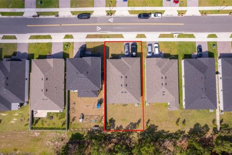 House in Clermont, Florida 4 bedrooms, 161.37 sq.m. № 2102855 - photo 27