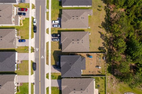 House in Clermont, Florida 4 bedrooms, 161.37 sq.m. № 2102855 - photo 28