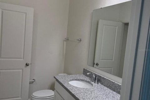 House in Clermont, Florida 4 bedrooms, 161.37 sq.m. № 2102855 - photo 17