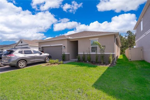House in Clermont, Florida 4 bedrooms, 161.37 sq.m. № 2102855 - photo 4