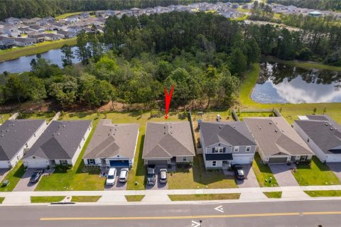 House in Clermont, Florida 4 bedrooms, 161.37 sq.m. № 2102855 - photo 26