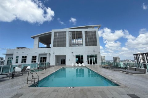 Condo in Miami, Florida, 1 bedroom  № 1713376 - photo 9