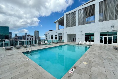Condo in Miami, Florida, 1 bedroom  № 1713376 - photo 7
