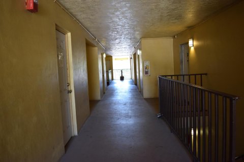 Copropriété à louer à Pompano Beach, Floride: 1 chambre, 65.03 m2 № 2261980 - photo 11