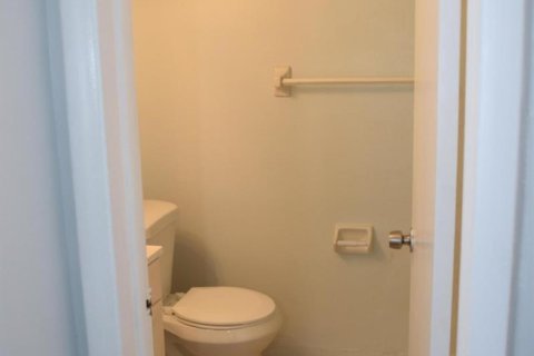 Copropriété à louer à Pompano Beach, Floride: 1 chambre, 65.03 m2 № 2261980 - photo 7