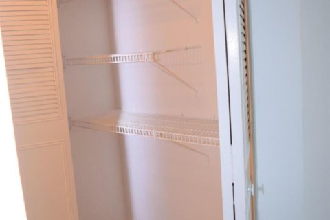 Copropriété à louer à Pompano Beach, Floride: 1 chambre, 65.03 m2 № 2261980 - photo 6