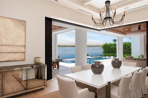 House in Sarasota, Florida 5 bedrooms, 564.75 sq.m. № 2125399 - photo 6