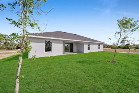 House in Cape Coral, Florida 4 bedrooms, 164.81 sq.m. № 1830979 - photo 25