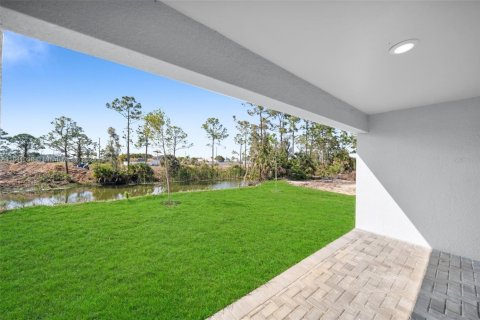 House in Cape Coral, Florida 4 bedrooms, 164.81 sq.m. № 1830979 - photo 24