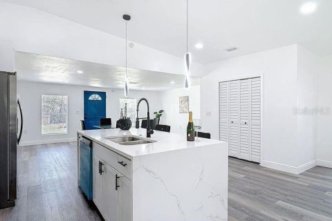 Villa ou maison à vendre à DeLand, Floride: 4 chambres, 183.95 m2 № 1550546 - photo 14
