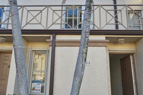 Touwnhouse à Miami, Floride 2 chambres, 104.98 m2 № 1995998