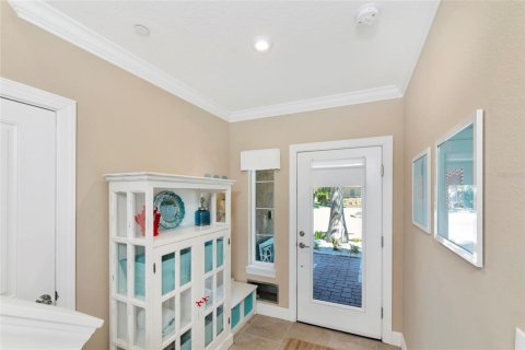 Townhouse in Sarasota, Florida 4 bedrooms, 162.11 sq.m. № 2322917 - photo 2