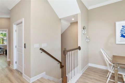 Townhouse in Sarasota, Florida 4 bedrooms, 162.11 sq.m. № 2322917 - photo 3