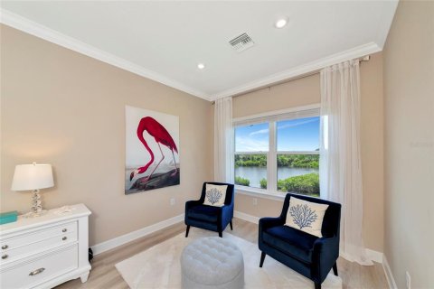 Townhouse in Sarasota, Florida 4 bedrooms, 162.11 sq.m. № 2322917 - photo 30
