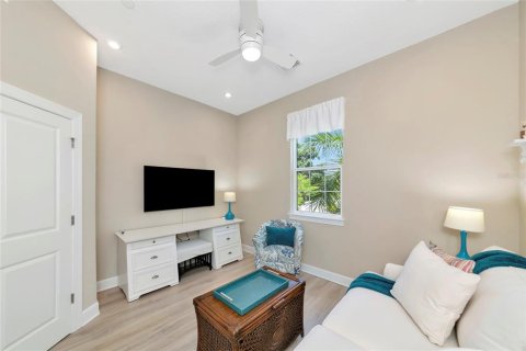 Townhouse in Sarasota, Florida 4 bedrooms, 162.11 sq.m. № 2322917 - photo 22