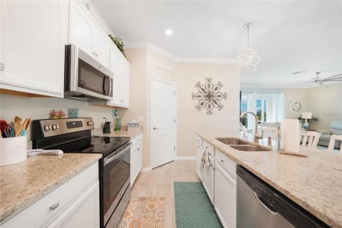 Casa en venta en Port Charlotte, Florida, 4 dormitorios, 188.31 m2 № 1900000 - foto 20