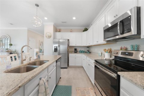 Casa en venta en Port Charlotte, Florida, 4 dormitorios, 188.31 m2 № 1900000 - foto 19