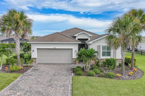 Casa en venta en Port Charlotte, Florida, 4 dormitorios, 188.31 m2 № 1900000 - foto 2