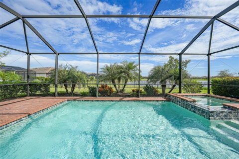 Casa en venta en Port Charlotte, Florida, 4 dormitorios, 188.31 m2 № 1900000 - foto 5