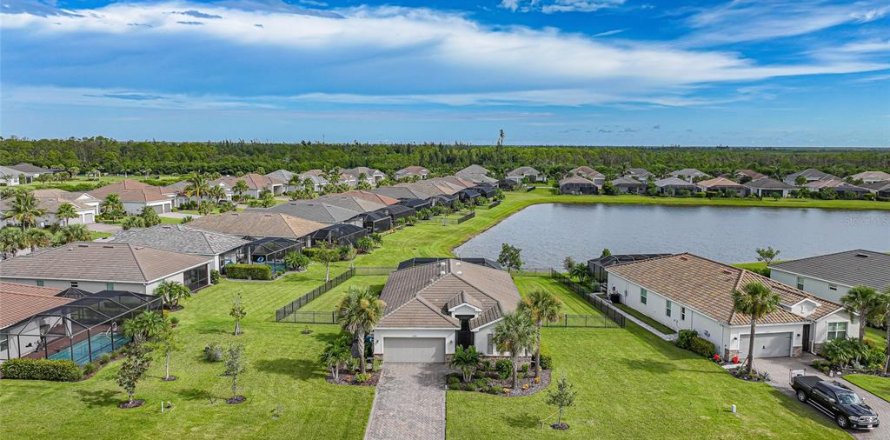 Casa en Port Charlotte, Florida 4 dormitorios, 188.31 m2 № 1900000
