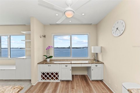 Copropriété à louer à Sarasota, Floride: 2 chambres, 149.76 m2 № 2165971 - photo 21